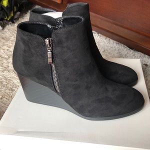 NEW! Style & Co Wynonaa Black Wedge Booties